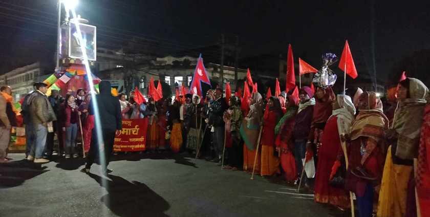 ३ वटा आयोगसहित कानुन पनि बन्यो, तर मिटरब्याजपीडित अझै पीडामा