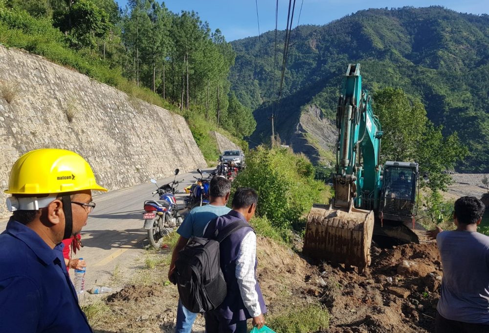 क्षतिग्रस्त विपी राजमार्ग पुननिर्माणमा जापानको चासो
