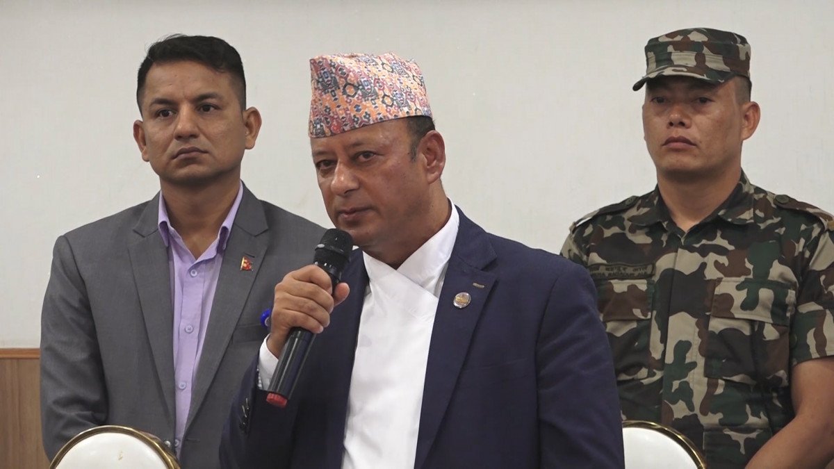 सम्पत्ति शुद्धीकरणको अनुसन्धानमा रहेका पूर्वमन्त्री दीपक खड्का अस्पताल भर्ना