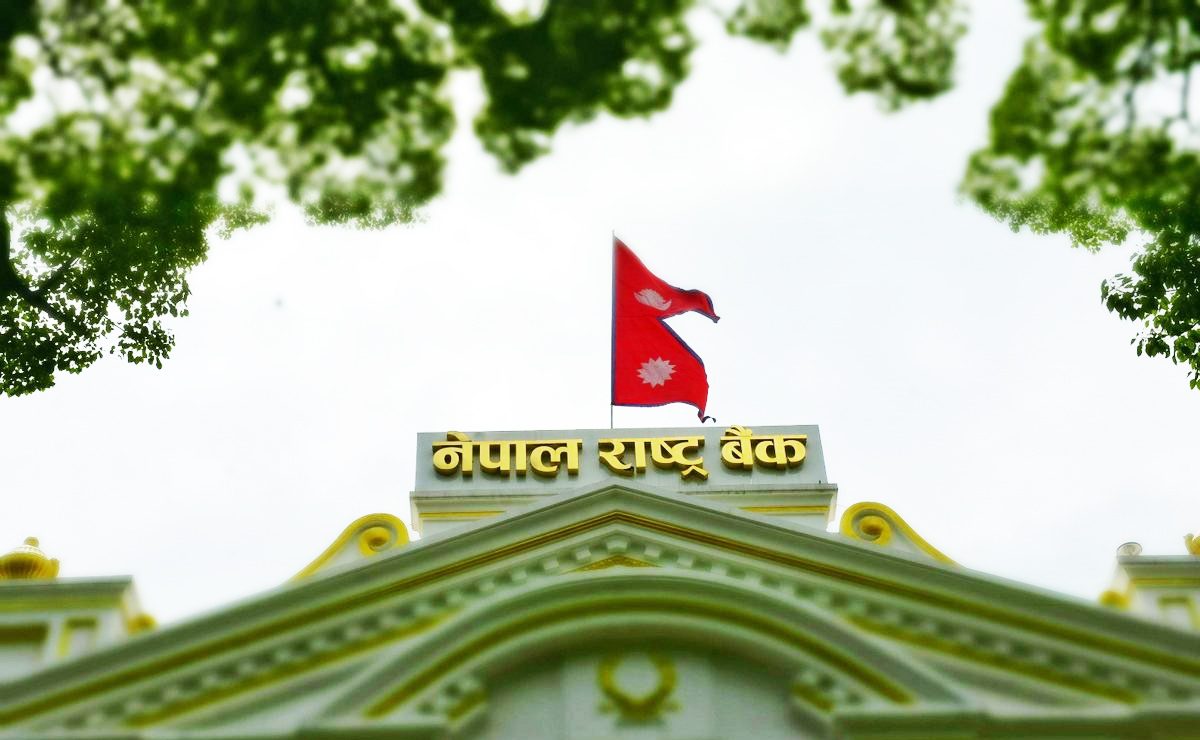 कूल वस्तु व्यापार: एक खर्ब ४३ अर्बको आयात हुँदा २३ अर्बको निर्यात