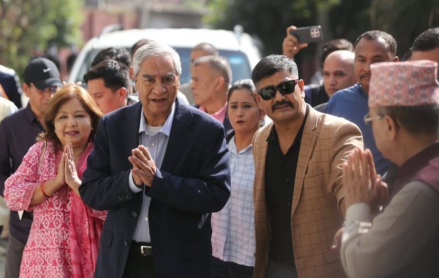 देउवा दम्पतीलाई पक्राउ नगर्न सर्वोच्चको आदेश