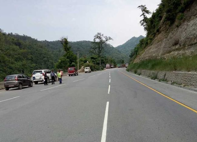 बुटवल–नारायणगढ सडक खण्डमा सहज हुन थाल्यो यात्रा