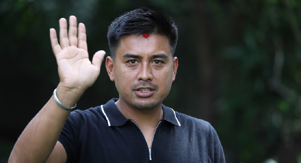 आफू सांसदको सूचीमा नपरेपछि ज्ञानेन्द्र मल्लले भने- म रहूँ वा नरहूँ तर देशले हार्नु हुँदैन