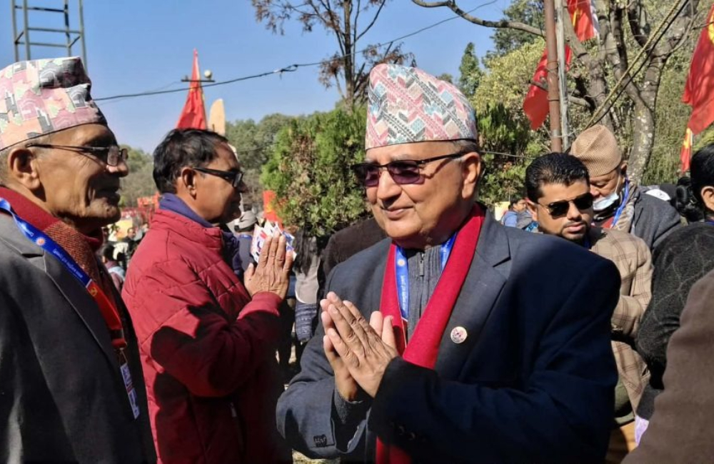 एमाले महाधिवेशनमा मतदानपूर्व भोट माग्ने होड : पोखरेल पक्ष सक्रिय, ओली पक्ष ढिलो