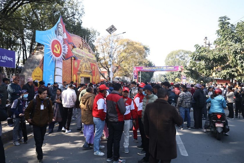 यी हुन् एमालेको नेतृत्व चयनमा अनुपस्थित ३६ प्रतिनिधि