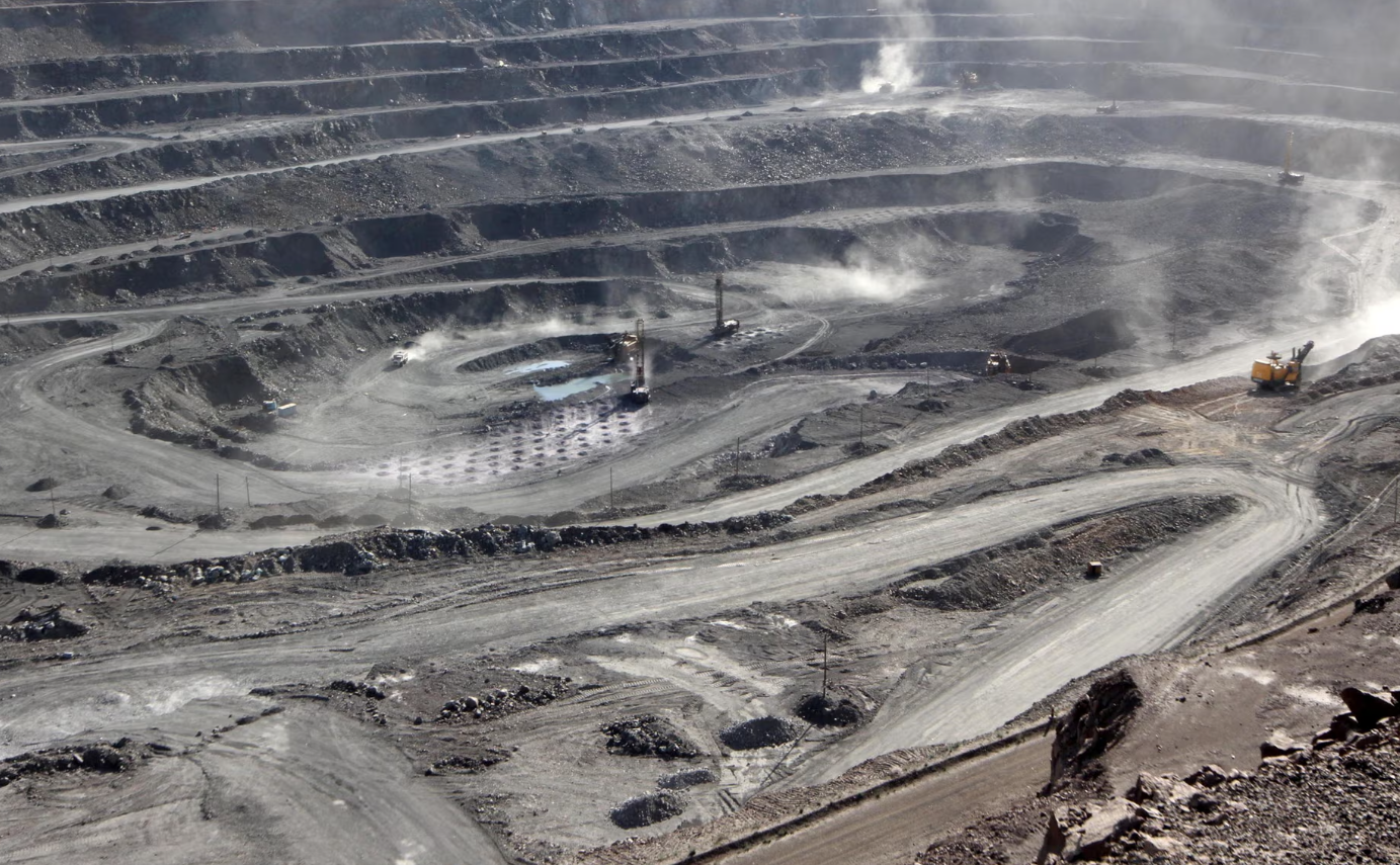 दुर्लभ खनिज पदार्थमा चीनको एकाधिकार तोड्न ट्रम्पले बढाए प्रयास