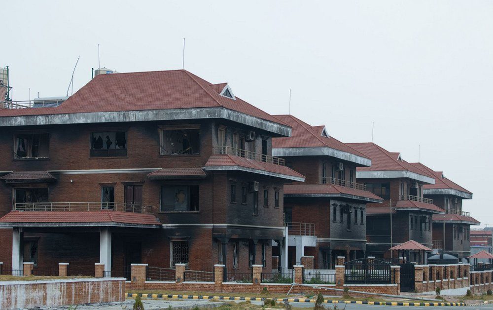 जेनजी आन्दोलनमा मन्त्री निवासमा आगजनी र लुटपाट : नयाँ मन्त्रीहरूलाई आवासको संकट
