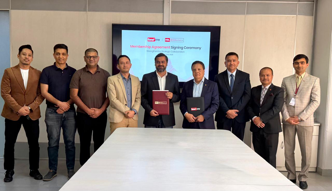 हिमालयन बैंक अब फोनेपेमा, लाखौं ग्राहकलाई क्यूआर भुक्तानी सुविधा