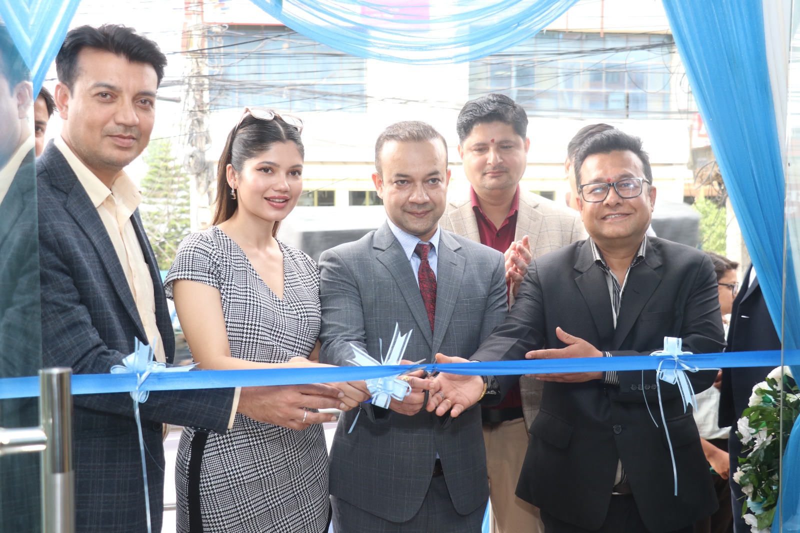 कजारियाले ललितपुरमा नयाँ शोरुममार्फत आफ्नो उपस्थिति सुदृढ बनाएको छ