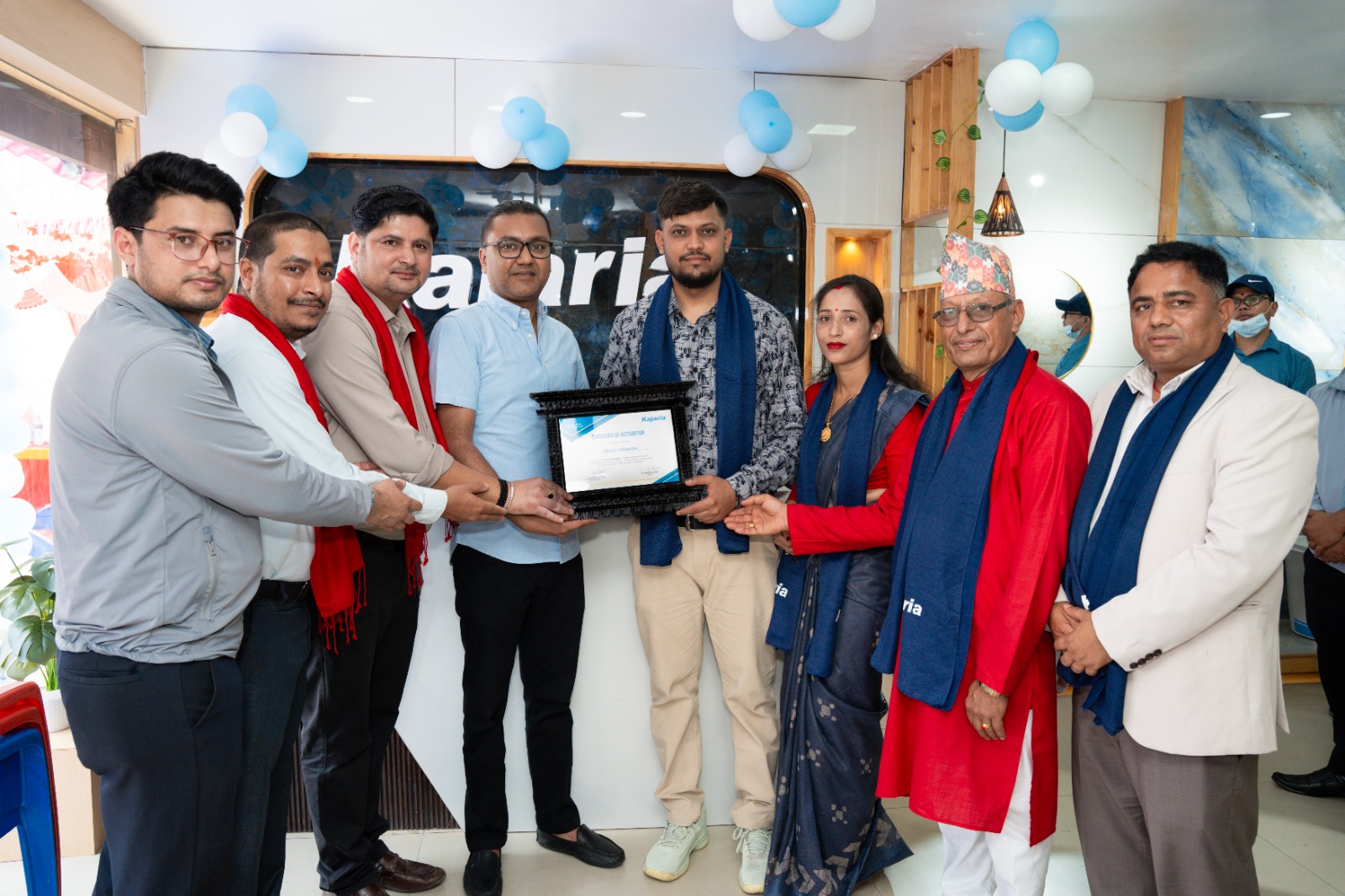 कजारियाले चितवनमा नयाँ शोरुममार्फत आफ्नो उपस्थिति विस्तार गरेको छ