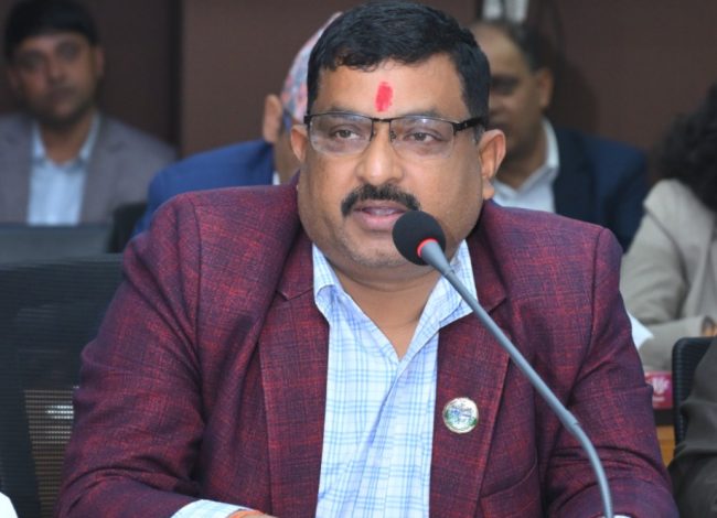 बिहारबाट आउने प्रदूषणले गर्दा मधेश प्रदेशले ठूलो वातावरणीय चुनौती खेपिरहेको छ : मन्त्री यादव