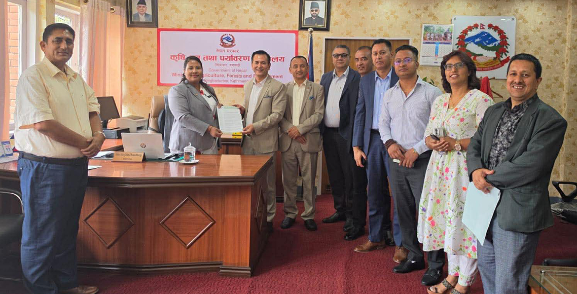 निकुञ्जले रोकेका जलविद्युत् आयोजनाको काम सुरु गराउन इप्पानले गरायो वनमन्त्रीको ध्यानाकर्षण