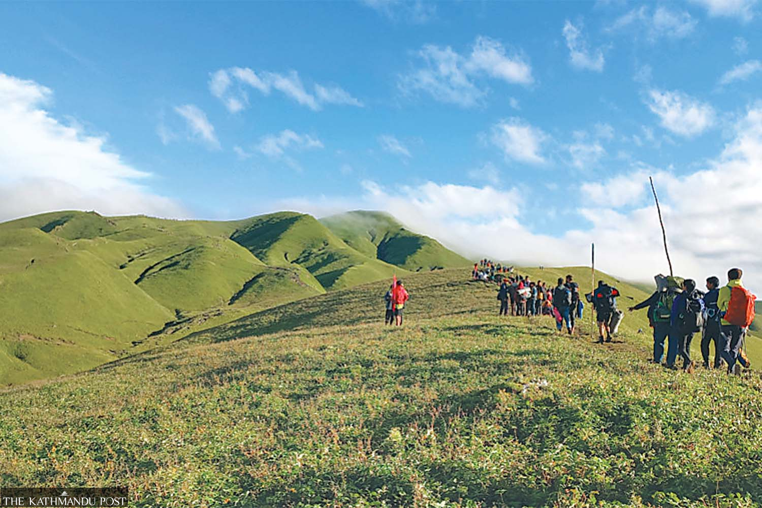 बडिमालिका गएका राष्ट्रिय सतर्कता केन्द्रका लेखा अधिकृतको लेक लागेर मृत्यु