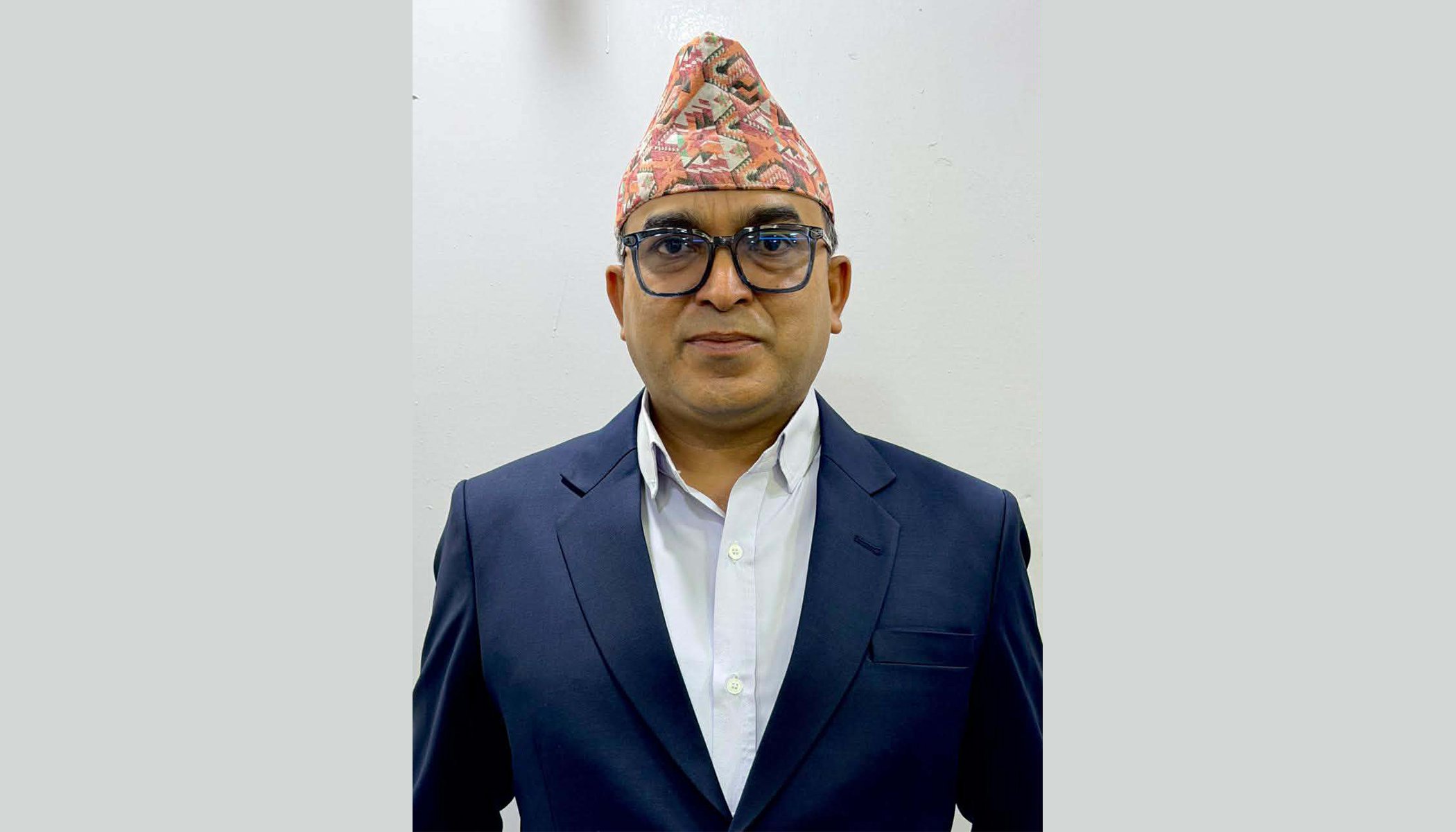 प्रतिनिधि सभाको सचिवमा पूर्वकर्मचारी प्रकाश अधिकारी सिफारिस