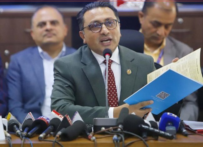 मूल्य अभिवृद्धिकरको बिललाई नै लट्री टिकट बनाएर उपभोक्तालाई लखपति बनाउँछौँ : अर्थमन्त्री