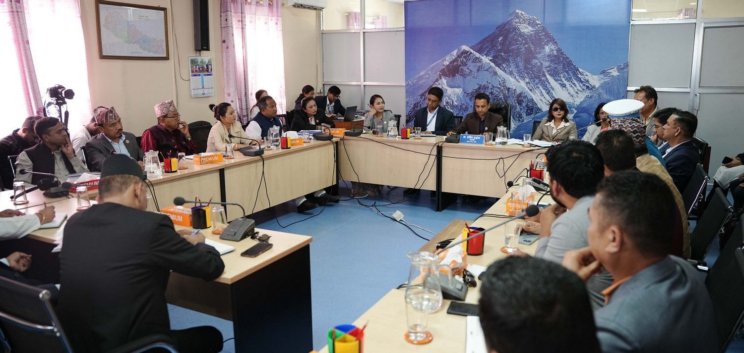 निर्माण व्यवसायीविरुद्ध मन्त्रीले दिएको अभिव्यक्ति प्रति सांसद स्वारकाे आपत्ति