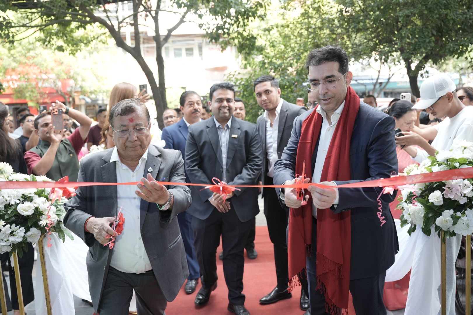 ललितपुरमा पहिलो ‘बोस ब्रान्ड स्टोर’ सञ्चालनमा, लक्ष्मी ग्रुपसँगको सहकार्य थप बलियो