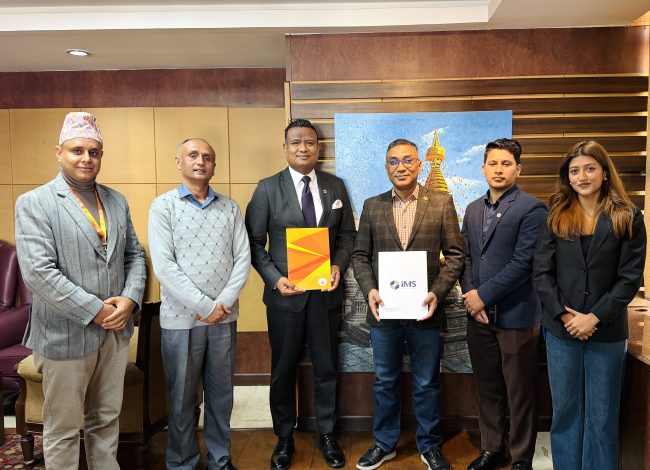 लक्ष्मी सनराइज बैंक र आइएमएस सफ्टवेयरबीच सम्झौता: साना तथा मझौला व्यवसायीलाई अब ‘डिजिटल कर्जा’