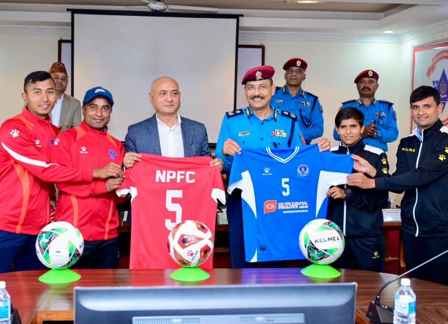 आइजीआई प्रुडेन्सियल इन्स्योरेन्स र नेपाल पुलिस फुटबल क्लबबीच सहकार्य सम्झौता