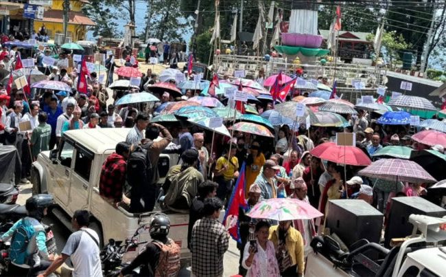 पाथीभरा केवलकार निर्माणको काम अघि बढाउन माग गर्दै ताप्लेजुङमा सद्भाव र्‍याली