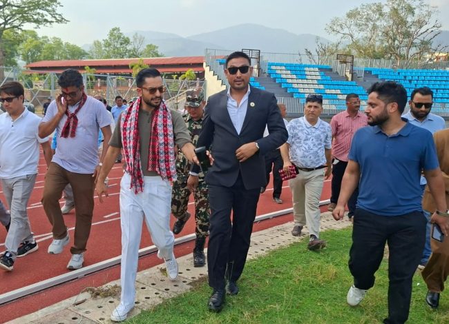 शिक्षा तथा खेलकुदमन्त्री सस्मित पोखरेलले गरे कर्णाली रङ्गशालाको अनुगमन