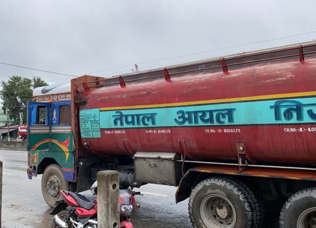 विराटनगरबाट हराएको पेट्रोल ट्याङ्कर सुनसरीमा भेटियो
