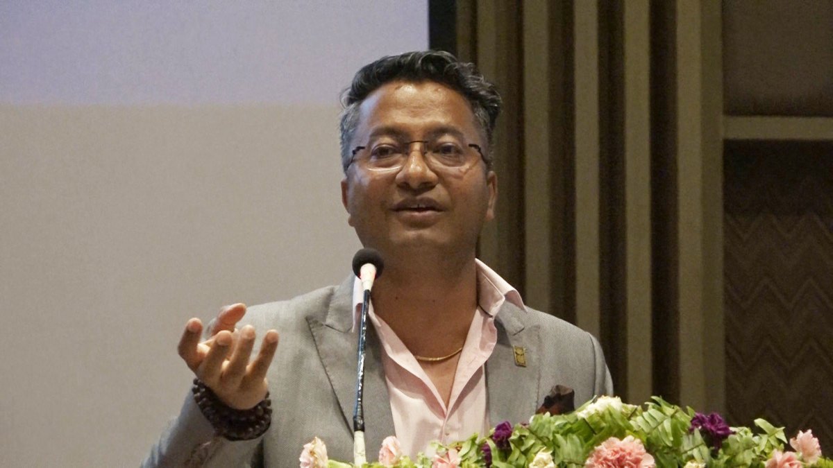 पहिले झोलामा खोला थियो, अहिले खोलामा झोला जस्तो अवस्था छ : उत्तम भ्लोन लामा