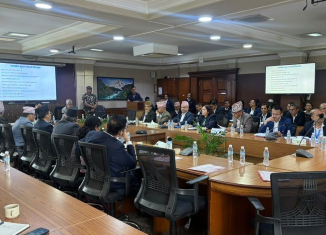 पूँजीगत खर्च र राजस्व लक्ष्य प्राप्तिको योजनासहित बजेट कार्यान्वयनमा लाग्न सचिवहरूलाई अर्थमन्त्रीको निर्देशन