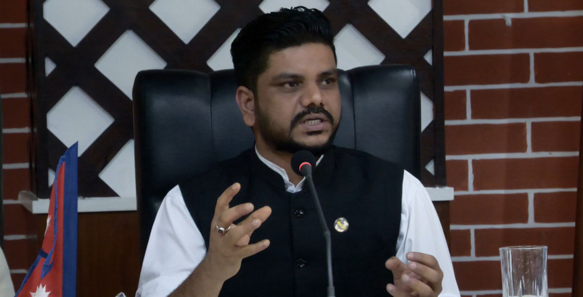 वैदेशिक रोजगारीका पीडितका लागि अनलाइन उजुरी प्रणाली सुरु, काठमाडौँ धाउनुपर्ने बाध्यताको अन्त्य